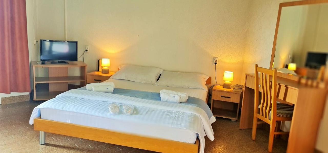 Hotel Fkk Ada Bojana Ulcinj Exterior foto